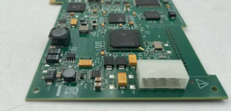 Karta NI PCIe-8255R DAQ s rozhraním 1394B