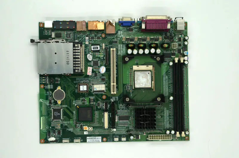 Základní deska Advantech PCM-9683