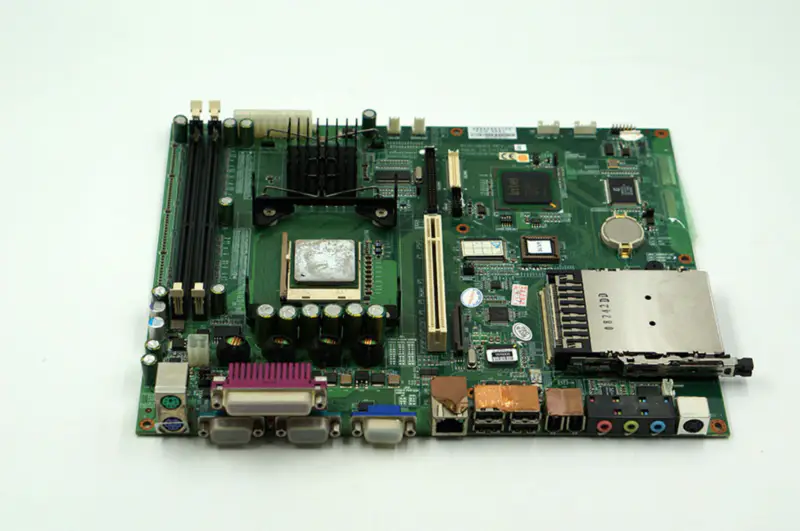 Základní deska Advantech PCM-9683
