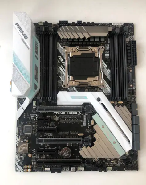 Základní deska Asus PRIME X299-A podporuje I9-7900X I7-7820X 7800