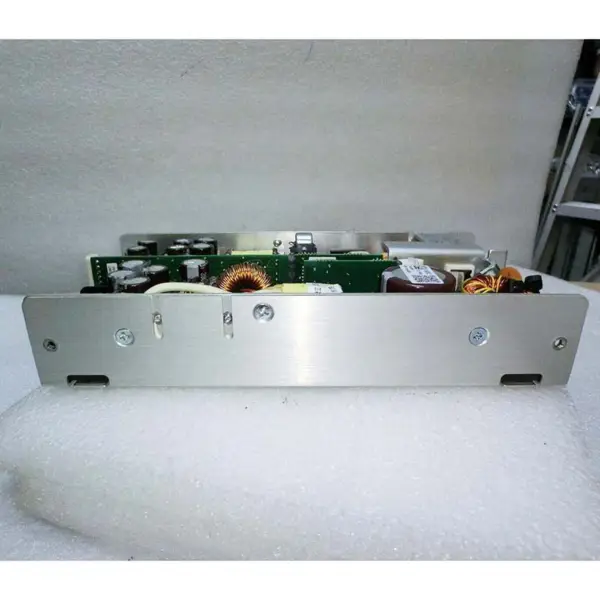 Skladem Supermicro 1280w 80 Plus Platinum napájecí zdroj Pws-1k28p-sq pro 1u / 2u server