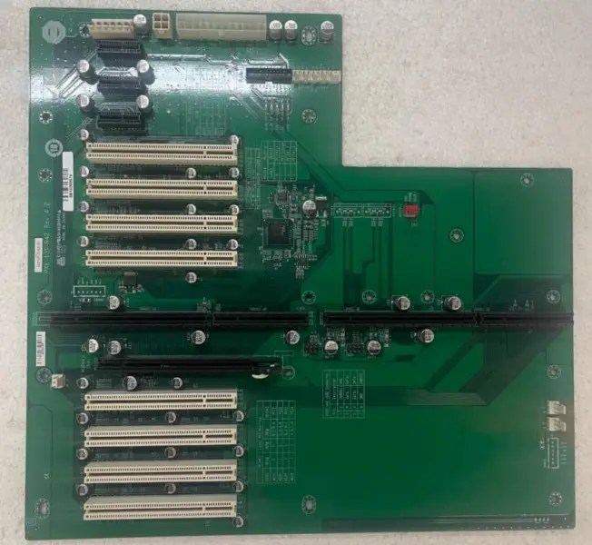 IEI PXE-13S-R42 motherboard