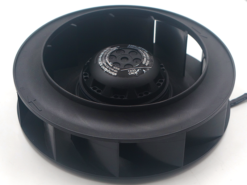 Ventilátor Ebmpapast R2E220-RA38-19