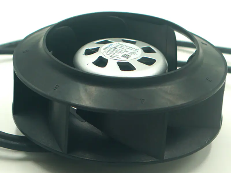 Ebmpapst R3G133-RA01-03 Ventilátor