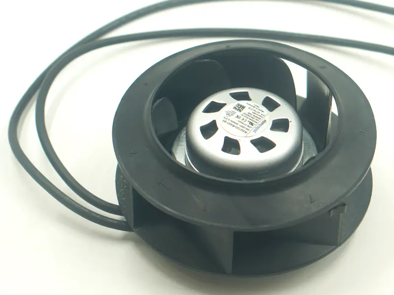Ebmpapst R3G133-RA01-03 Ventilátor