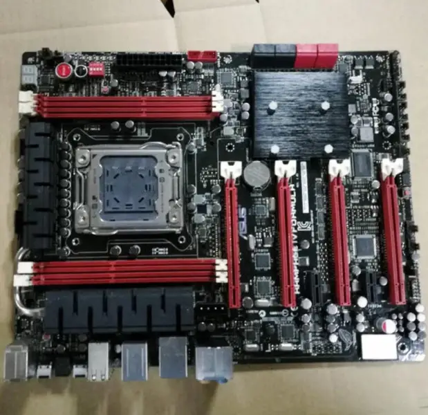 Základní deska Asus RAMPAGE IV FORMULA