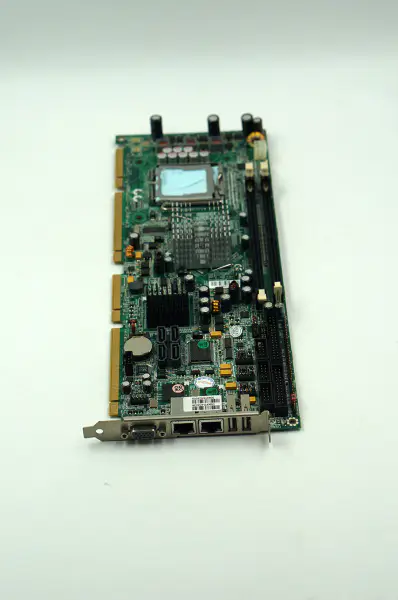 Portwell ROBO-8913VG2AR-VA BIOS:R1.00 B9305373AB18913821 průmyslová základní deska