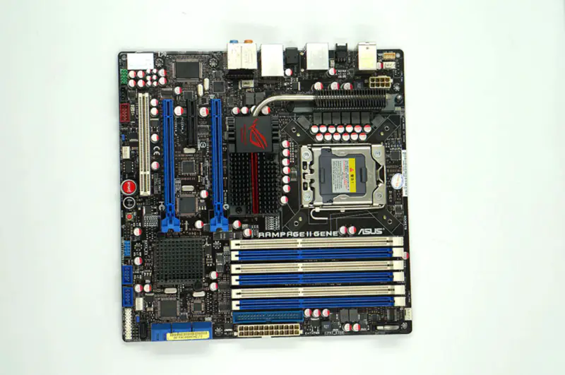 Základní deska Asus Rampage II Gene