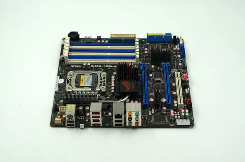 Základní deska Asus Rampage II Gene