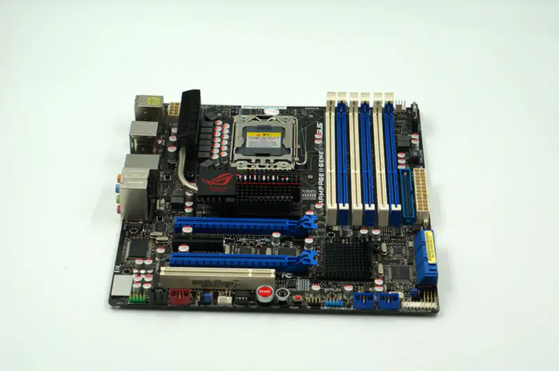 Základní deska Asus Rampage II Gene