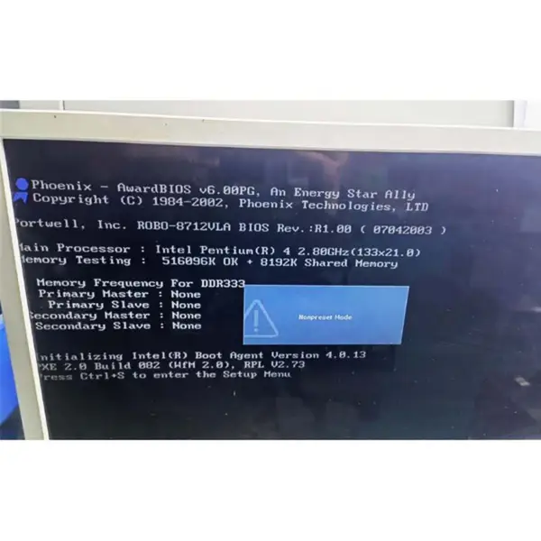 Robo-8712vla Bios R1.00 s pamětí a ventilátorem Průmyslové řízení základní desky