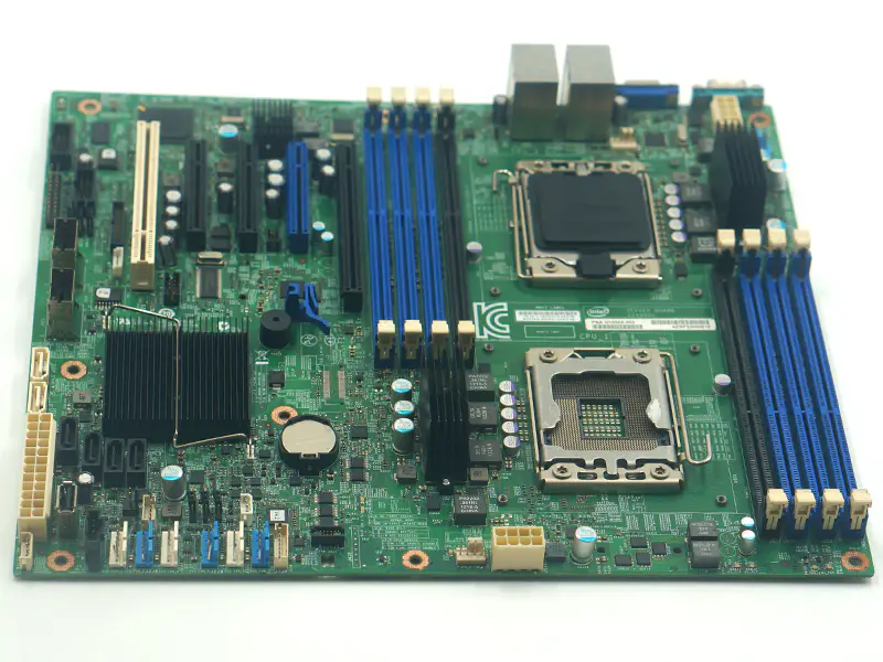 Základní deska Intel S2400SC