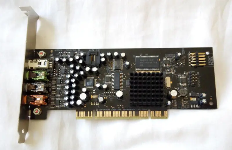 Zvuková karta Creative SB0730