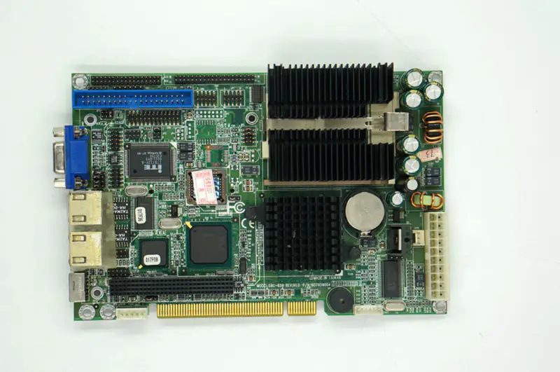 Průmyslová základní deska AAEON SBC-659