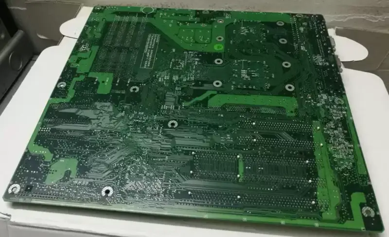 Intel SE7505VB2 604 rozhraní Serverová základní deska Dual Xeon