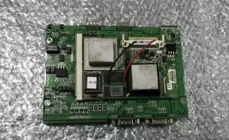Advantech UNO-2052-GDA0 SOM-2983 REV.A1 průmyslová řídicí základní deska