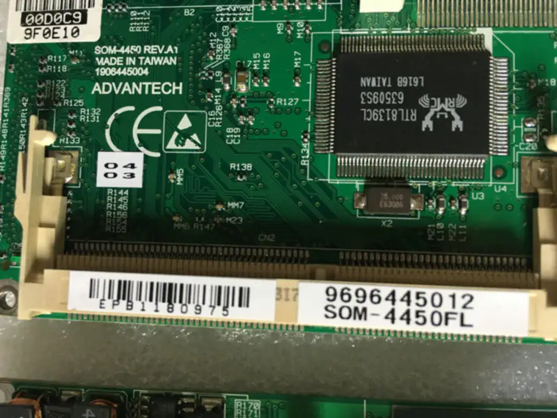 Základní deska Advantech SOM-4450FL
