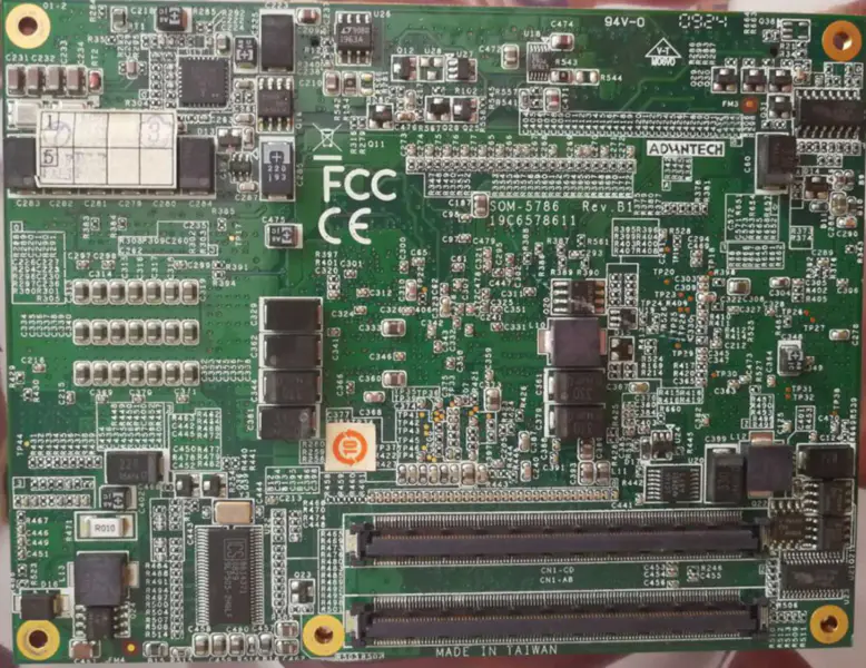 Základní deska pro průmyslová zařízení Advantech SOM-5786 REV B1