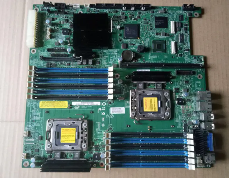Serverová platforma Intel SR2600 Základní deska S5520UR Duální 1366