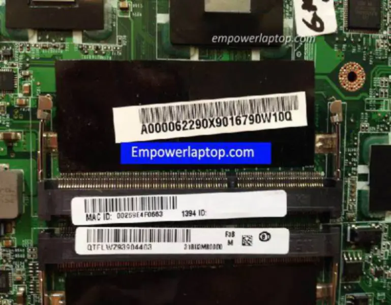 Toshiba T130 A000062290 DA0BU3MB8F0 Základní deska