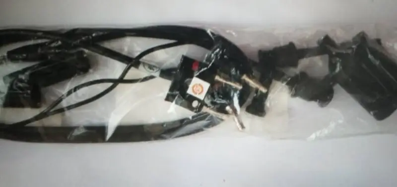 Emerson Hart475/AMS Trex-0004-0001 Sada vodičů s konektory 375/475