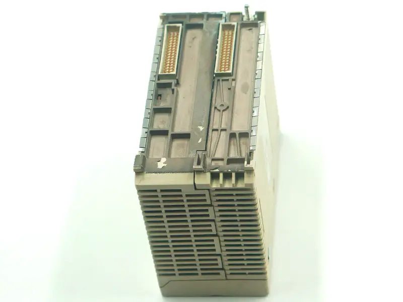 Modul PLC Schnerider TSXP573623AM