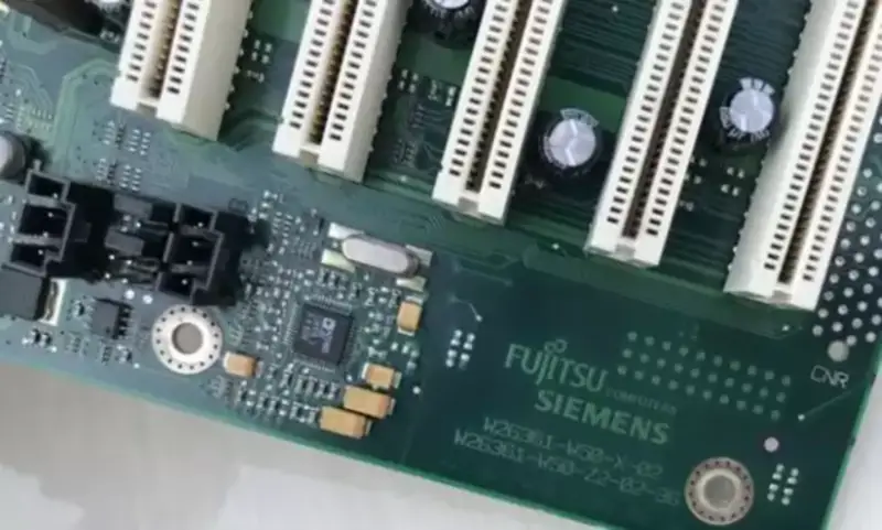 Fujitsu Siemens W26361-W50-X-02 W26361-W50-Z2-02-36 Základní deska pro průmyslová zařízení