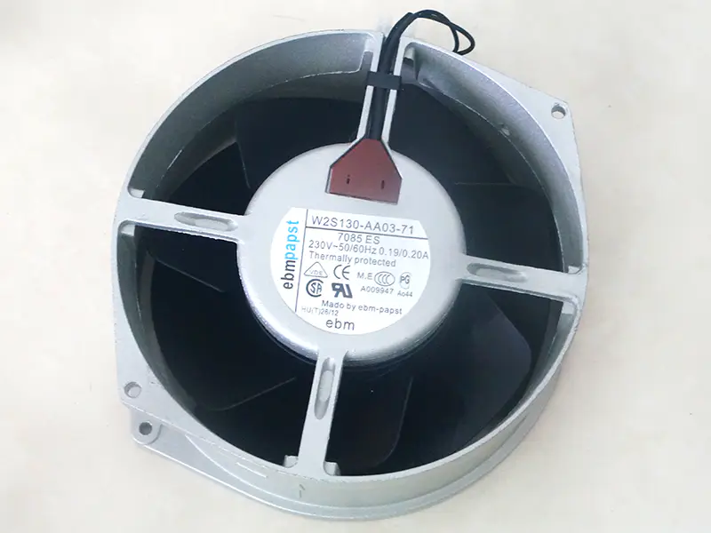 Originální Ebmpapst W2S130-AA03-71 17255 230VAC 50/60HZ 45W 0.31A IP20 Kuličkové ložisko Ventilátor chlazení skříně Rittal