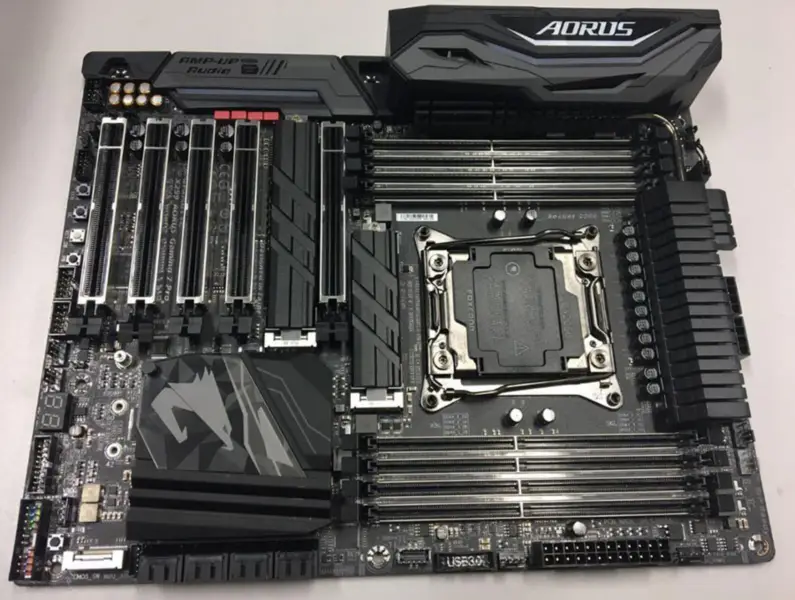 Gigabyte GA-X299 AORUS GAMING 7 PRO Základní deska pro herní přetaktování Základní deska pro počítače LGA 2066