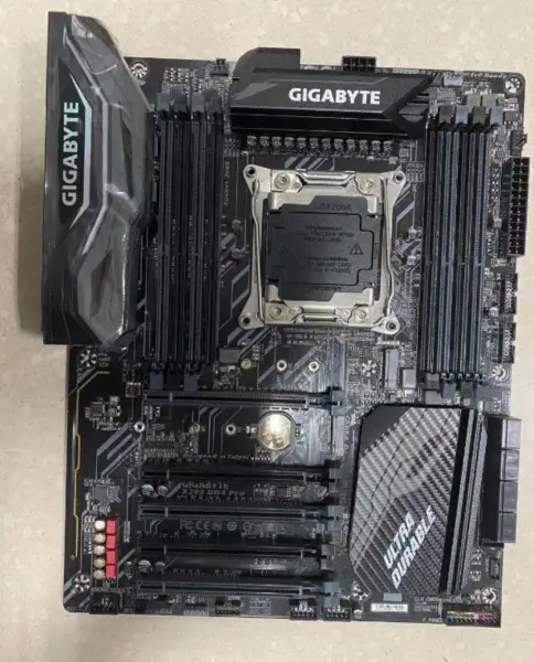 Základní deska Gigabyte X299 UD4 Pro LGA 2066 DDR4