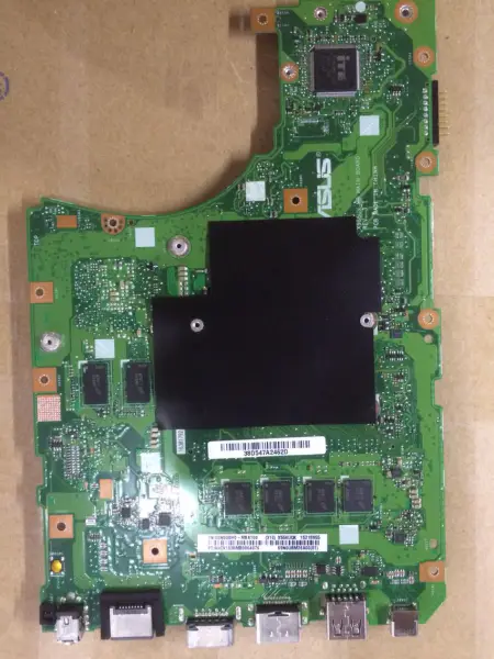 Základní deska Asus X556UV