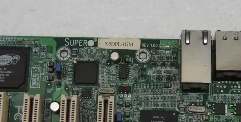 Základní deska SuperMicro X5DPL-IGM pro pracovní stanice s paticí 604