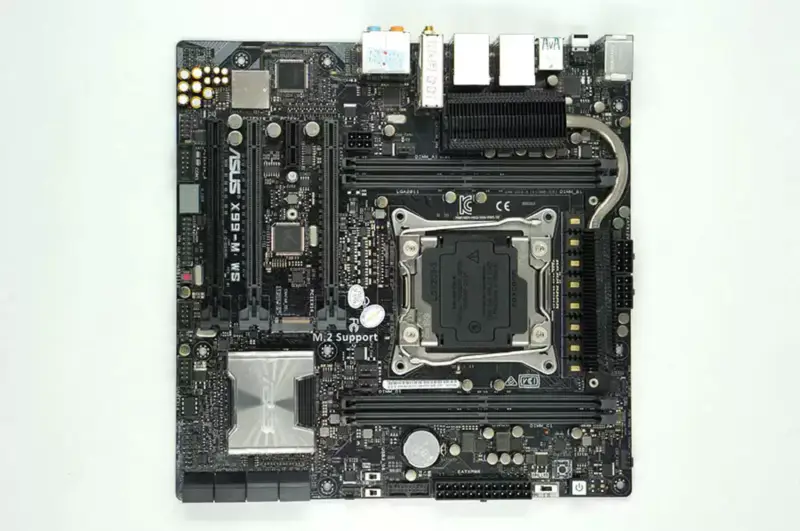 Asus X99-M WS Základní deska pro stolní počítače X99 Socket LGA 2011-V3 i7 X DDR4 128G M-ATX UEFI BIOS