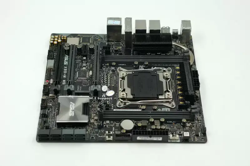 Asus X99-M WS Základní deska pro stolní počítače X99 Socket LGA 2011-V3 i7 X DDR4 128G M-ATX UEFI BIOS