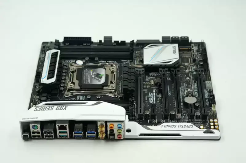 Základní deska ASUS X99-PRO/USB3.1 pro stolní počítače