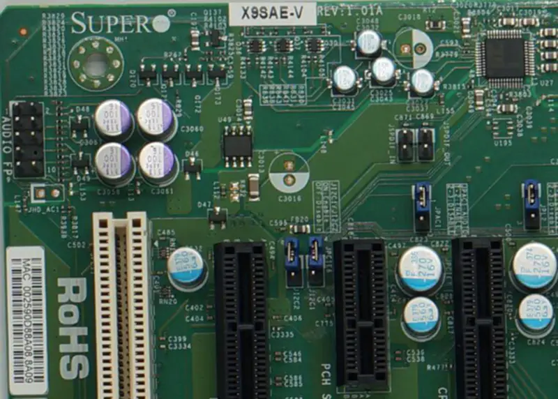 Serverová základní deska SuperMicro X9SAE-V LGA1155 s čipovou sadou C216 podporuje E3 V2