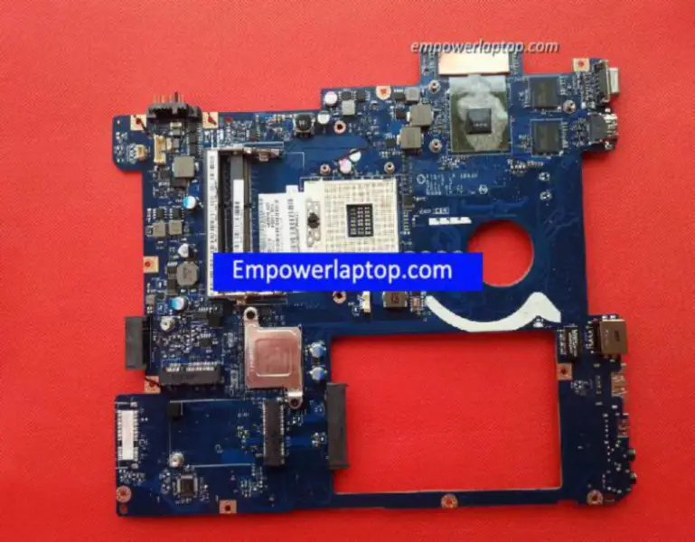 Základní deska Lenovo Y570 N12P-GT1-A1 PIQY1 LA-6882P