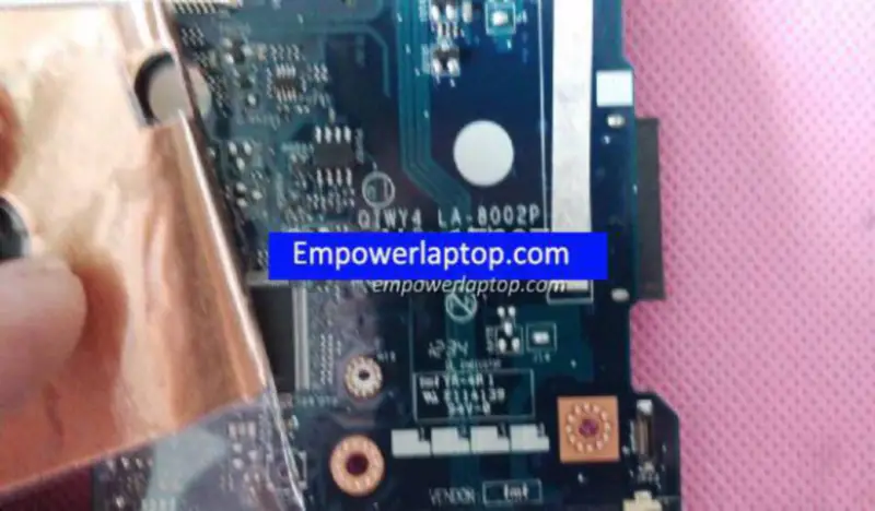 Základní deska Lenovo Y580 LA-8002P