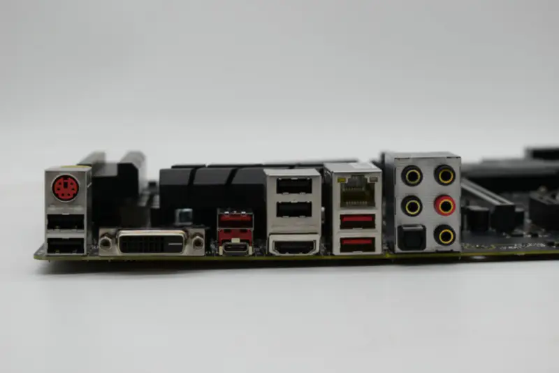 Základní deska MSI Z170A GAMING PRO CARBON