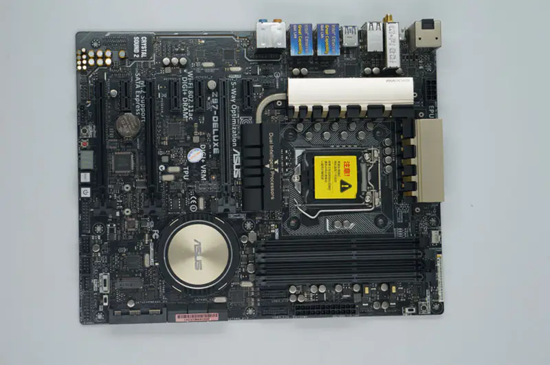 Základní deska Asus Z97-Deluxe Z97 LGA1150 ATX