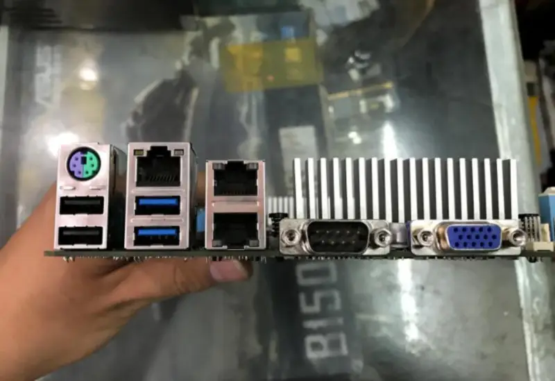 Základní deska Asus Z9PA-D8 LGA2011 DDR3 64G E5-2600 E5-2600