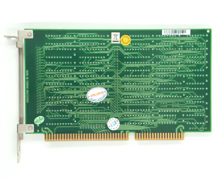 NI PCL-731 48BITOVÁ DIGITÁLNÍ I/O KARTA