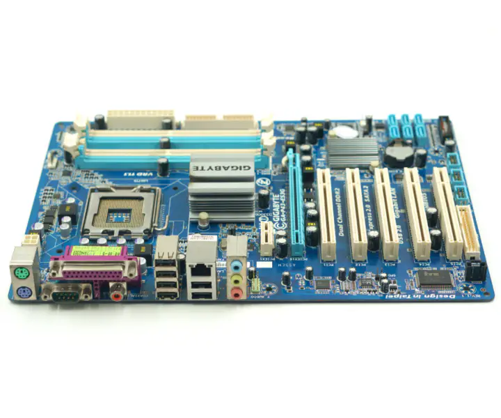 Základní deska Gigabyte GA-P43-ES3G P43-ES3G