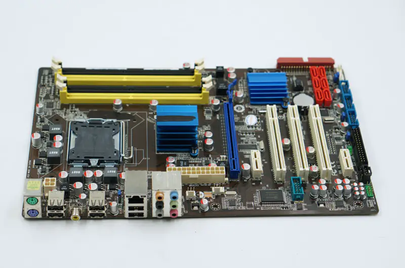 Základní deska Asus P5QL PRO LGA 775 RAM