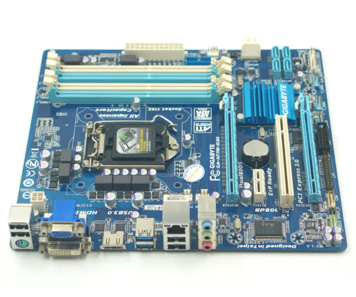 Základní deska Gigabyte GA-H77M-D3H H77M-D3H