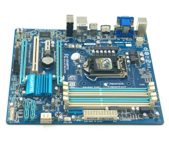 Základní deska Gigabyte GA-H77M-D3H H77M-D3H