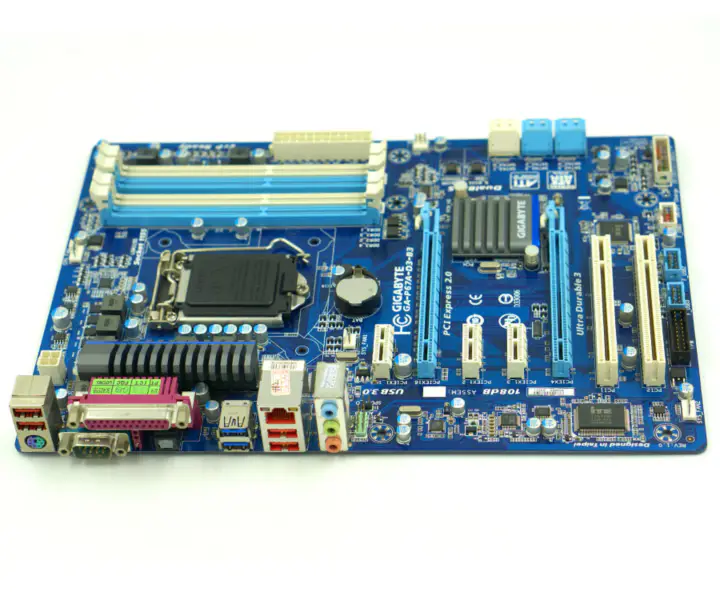 Základní deska Gigabyte GA-P67A-D3-B3