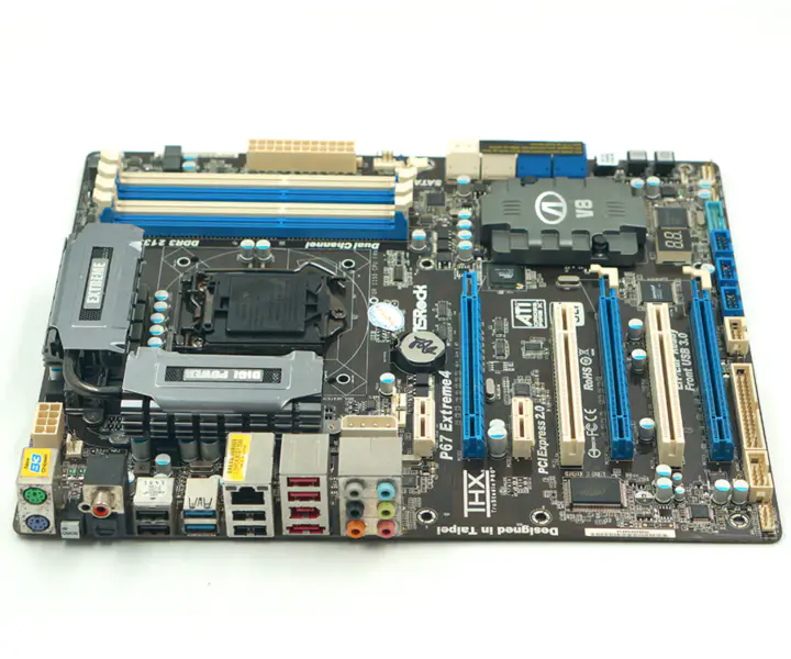 Základní deska Asrock P67 Extreme4 P67 LGA 1155 ATX