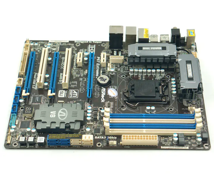 Základní deska Asrock P67 Extreme4 P67 LGA 1155 ATX