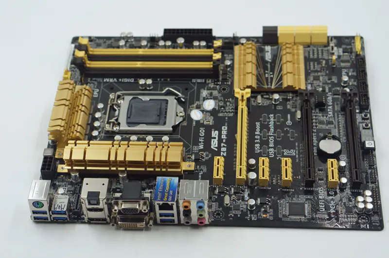 Základní deska Asus Z87-PRO Z87 LGA1150 ATX